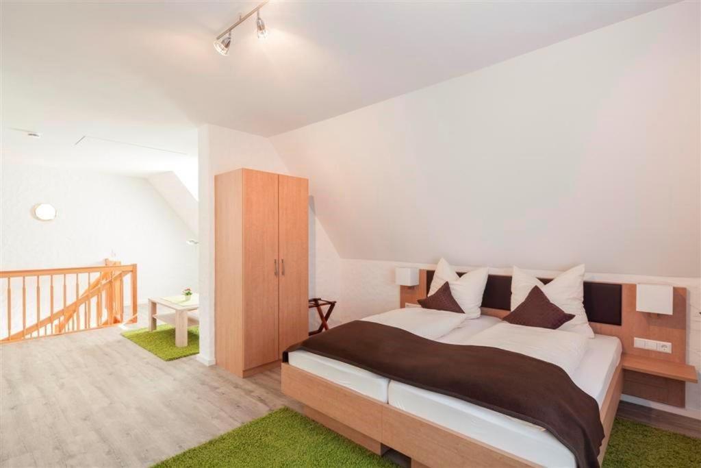 Hotel Garni Burg Waldenstein Rudersberg Ngoại thất bức ảnh